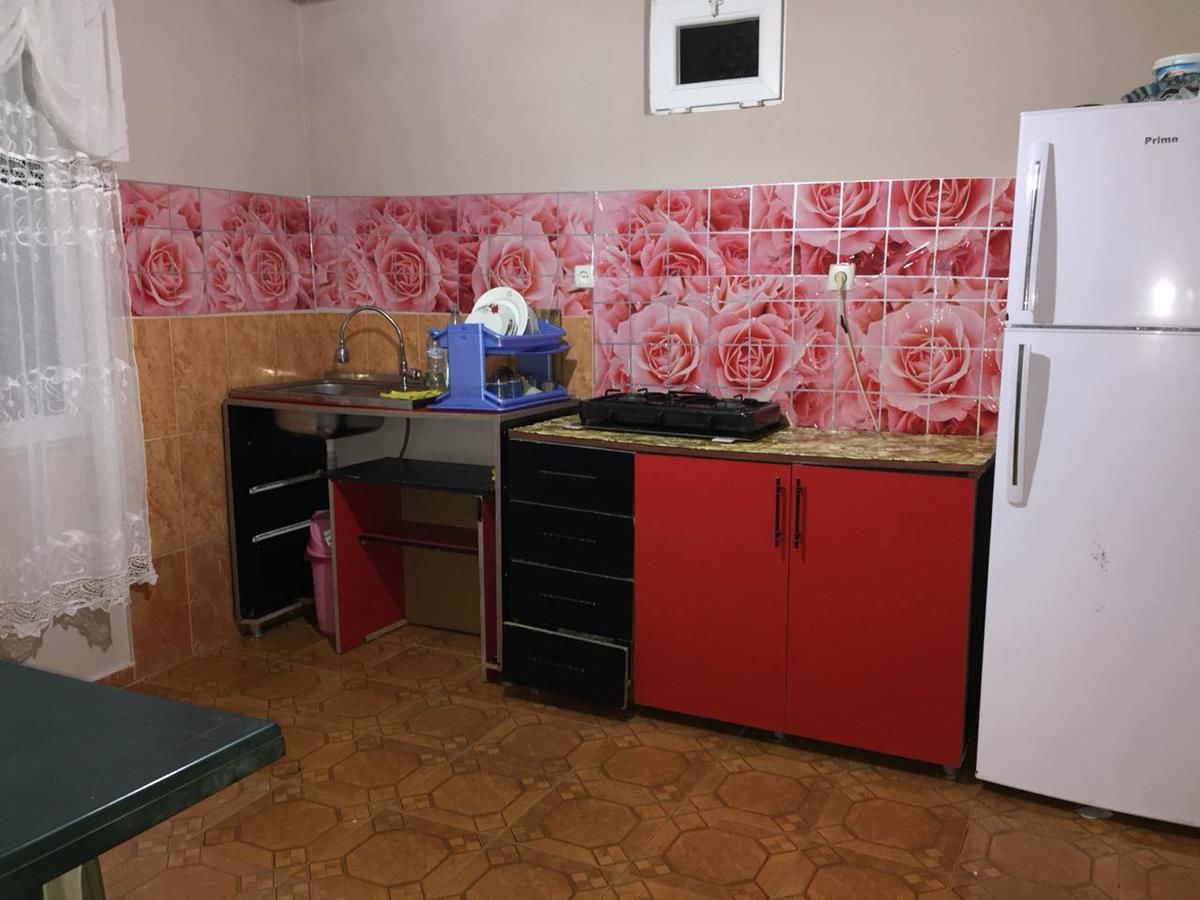 Гостевой дом Tamila Apartment Сарпи-12